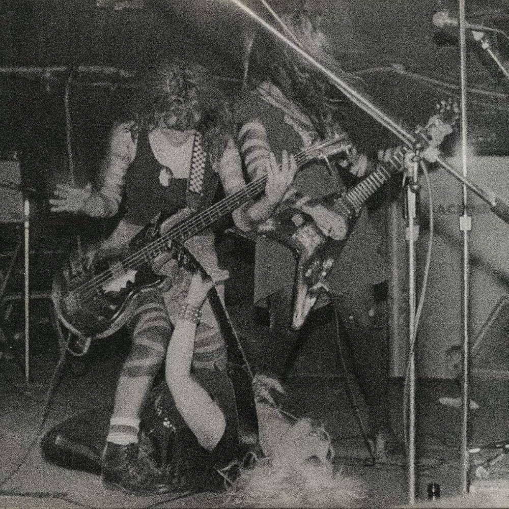 L7 - self titled